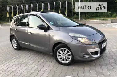 Renault Scenic 2011 - пробіг 310 тис. км