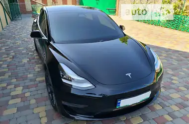 Tesla Model 3  2019 - пробіг 80 тис. км