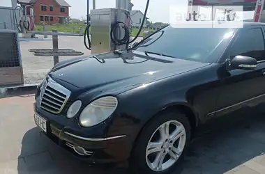 Mercedes-Benz E-Class 2006 - пробіг 305 тис. км