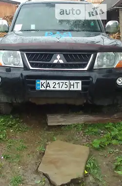 Mitsubishi Pajero 2006 - пробіг 376 тис. км