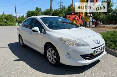 Peugeot 408 2013 - пробіг 288 тис. км