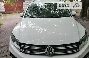 Volkswagen Tiguan 2011 - пробіг 184 тис. км