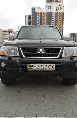 Mitsubishi Pajero 2006 - пробіг 320 тис. км