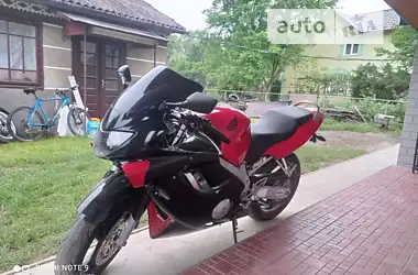 Honda CBR 600F 2000 - пробег 42 тыс. км