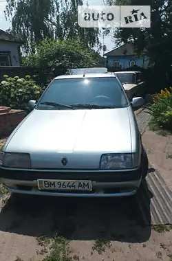 Renault 19  1991 - пробег 380 тыс. км