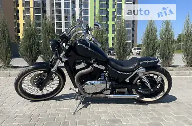 Suzuki Intruder 400 1999 - пробег 14 тыс. км