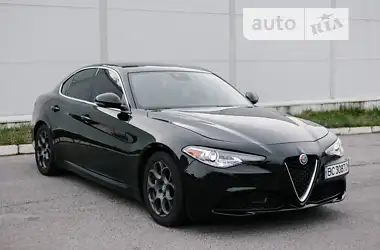 Alfa Romeo Giulia 2016 - пробіг 52 тис. км