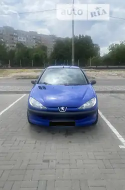 Peugeot 206 2006 - пробіг 245 тис. км