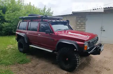 Nissan Patrol 1992 - пробег 375 тыс. км