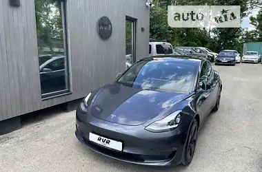 Tesla Model 3 2019 - пробіг 160 тис. км