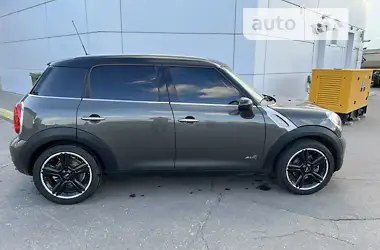 MINI Countryman Maximal 2011 - пробег 243 тыс. км