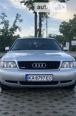 Audi A8 1995 - пробіг 255 тис. км
