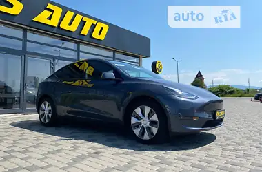 Tesla Model Y 2021 - пробег 34 тыс. км