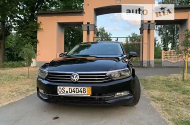 Volkswagen Passat 2015 - пробіг 287 тис. км