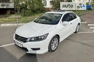 Honda Accord  2015 - пробіг 200 тис. км