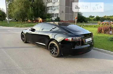 Tesla Model S 2017 - пробіг 133 тис. км