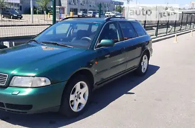 Audi A4 1996 - пробіг 350 тис. км