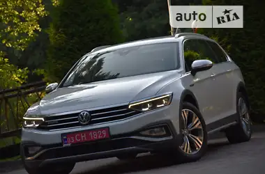 Volkswagen Passat Alltrack 2020 - пробег 109 тыс. км