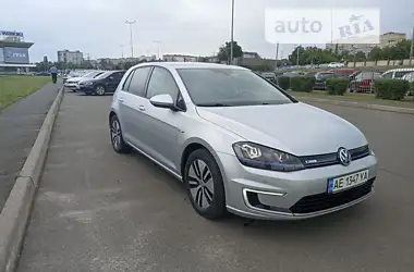 Volkswagen e-Golf 2014 - пробіг 136 тис. км