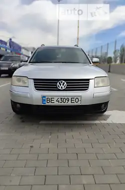 Volkswagen Passat 2002 - пробіг 329 тис. км