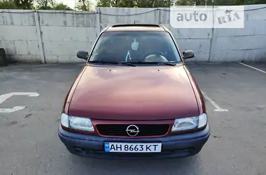 Opel Astra 1996 - пробіг 170 тис. км