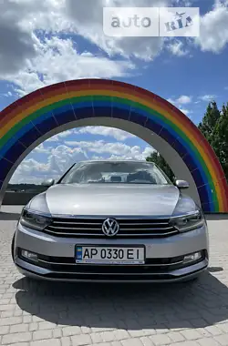 Volkswagen Passat 2019 - пробіг 163 тис. км