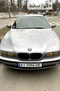 BMW 5 Series 1996 - пробег 380 тыс. км