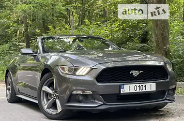 Ford Mustang 2015 - пробег 167 тыс. км