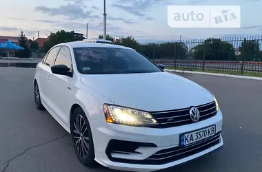 Volkswagen Jetta 2015 - пробіг 151 тис. км