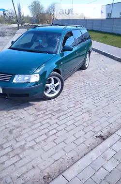 Volkswagen Passat 1999 - пробег 350 тыс. км