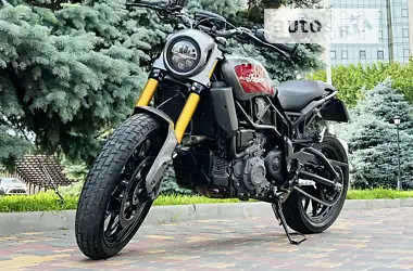 Indian FTR 1200 2021 - пробег 7 тыс. км