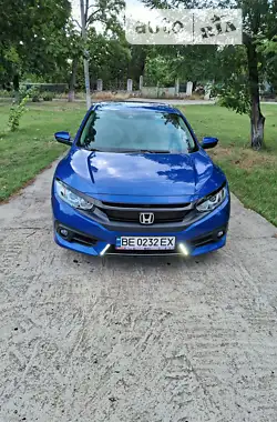 Honda Civic 2020 - пробіг 15 тис. км