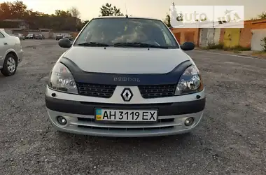 Renault Clio Symbol 2003 - пробіг 210 тис. км
