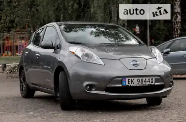 Nissan Leaf 2014 - пробег 110 тыс. км