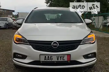 Opel Astra  2016 - пробіг 177 тис. км
