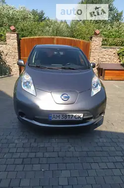 Nissan Leaf 2013 - пробіг 150 тис. км