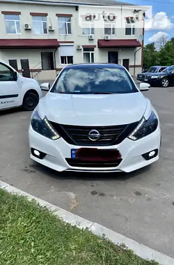 Nissan Altima 2018 - пробіг 157 тис. км