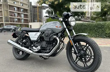 Moto Guzzi V7 Special 2018 - пробег 1 тыс. км