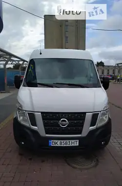 Nissan NV400 2015 - пробіг 360 тис. км