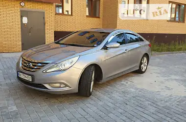 Hyundai Sonata 2009 - пробег 285 тыс. км