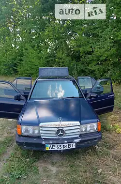 Mercedes-Benz 190 1985 - пробіг 404 тис. км
