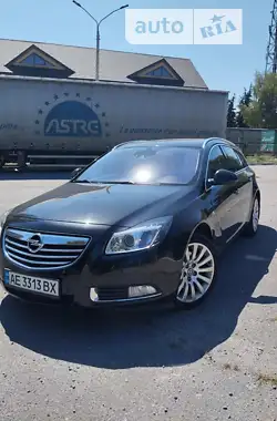 Opel Insignia 2009 - пробіг 211 тис. км