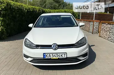 Volkswagen Golf 2018 - пробіг 121 тис. км