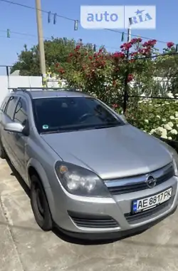 Opel Astra 2006 - пробег 300 тыс. км