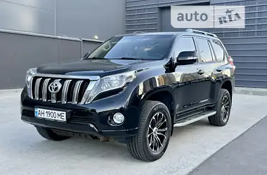 Toyota Land Cruiser Prado 2014 - пробег 105 тыс. км