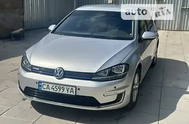 Volkswagen e-Golf  2016 - пробіг 160 тис. км