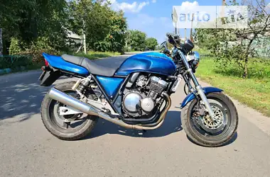 Honda CB 400SF 2000 - пробег 32 тыс. км