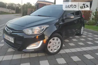 Hyundai i20 2012 - пробіг 290 тис. км