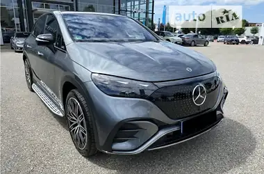 Mercedes-Benz EQE SUV 2023 - пробіг 1 тис. км