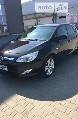 Opel Astra  2011 - пробіг 120 тис. км